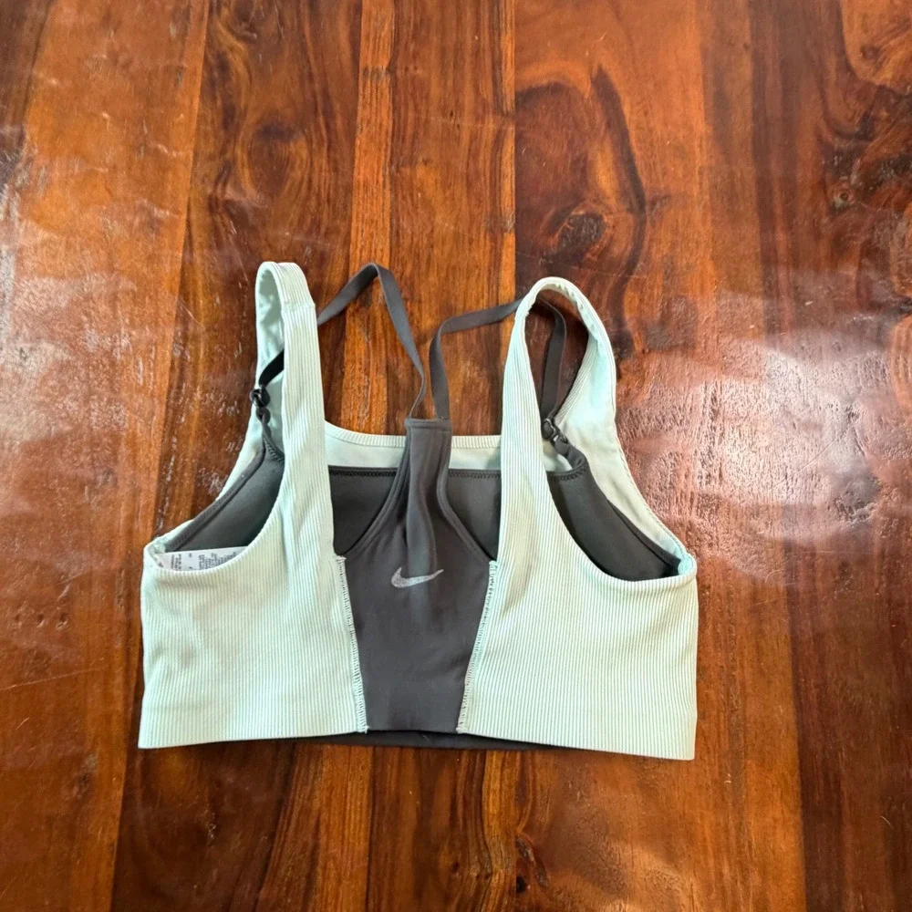 Nike Dri-FIT Layered Ribbed Sports Bra Mint Green Gray DM0645-254 Small